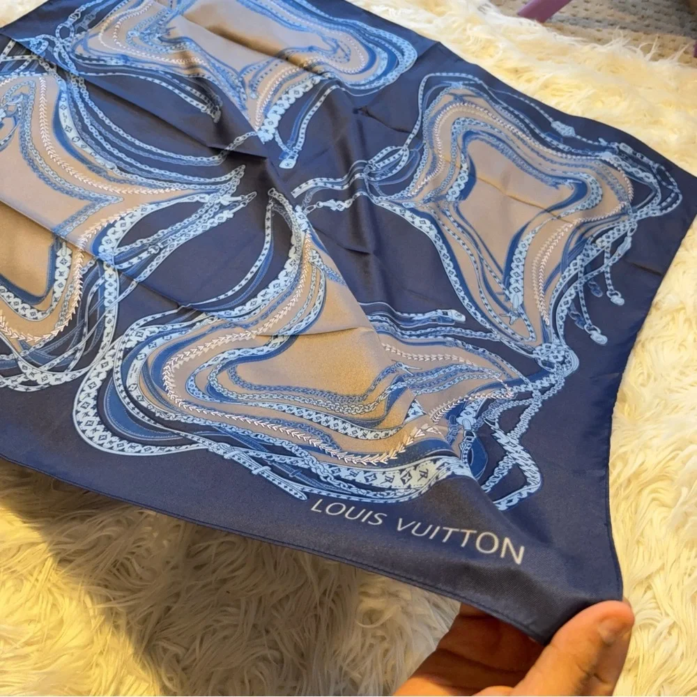 Louis Vuitton Monogram Multicolored Printed Silk Scarf‼️LAST ONE LEFT
